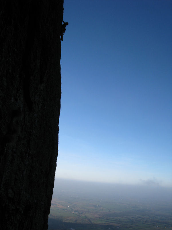 Hugh Hennessy on the first ascent of Black Out E2/3 5c 5b 5a at Foill an Priosun